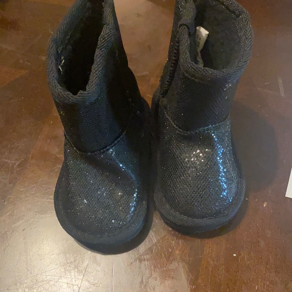 Toddler girls boots size 3
